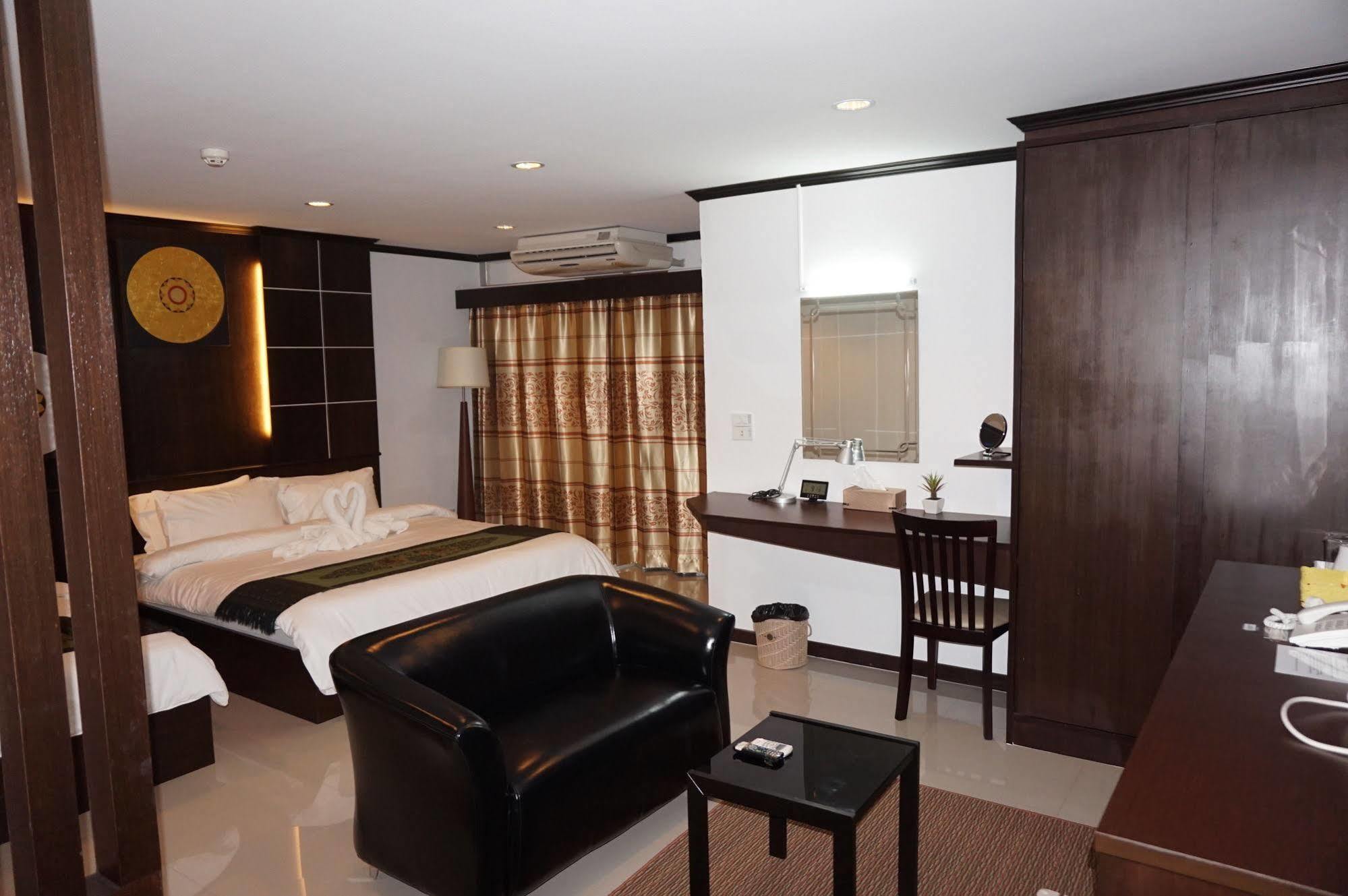 The Next Grand Hotel Khon Kaen Eksteriør billede