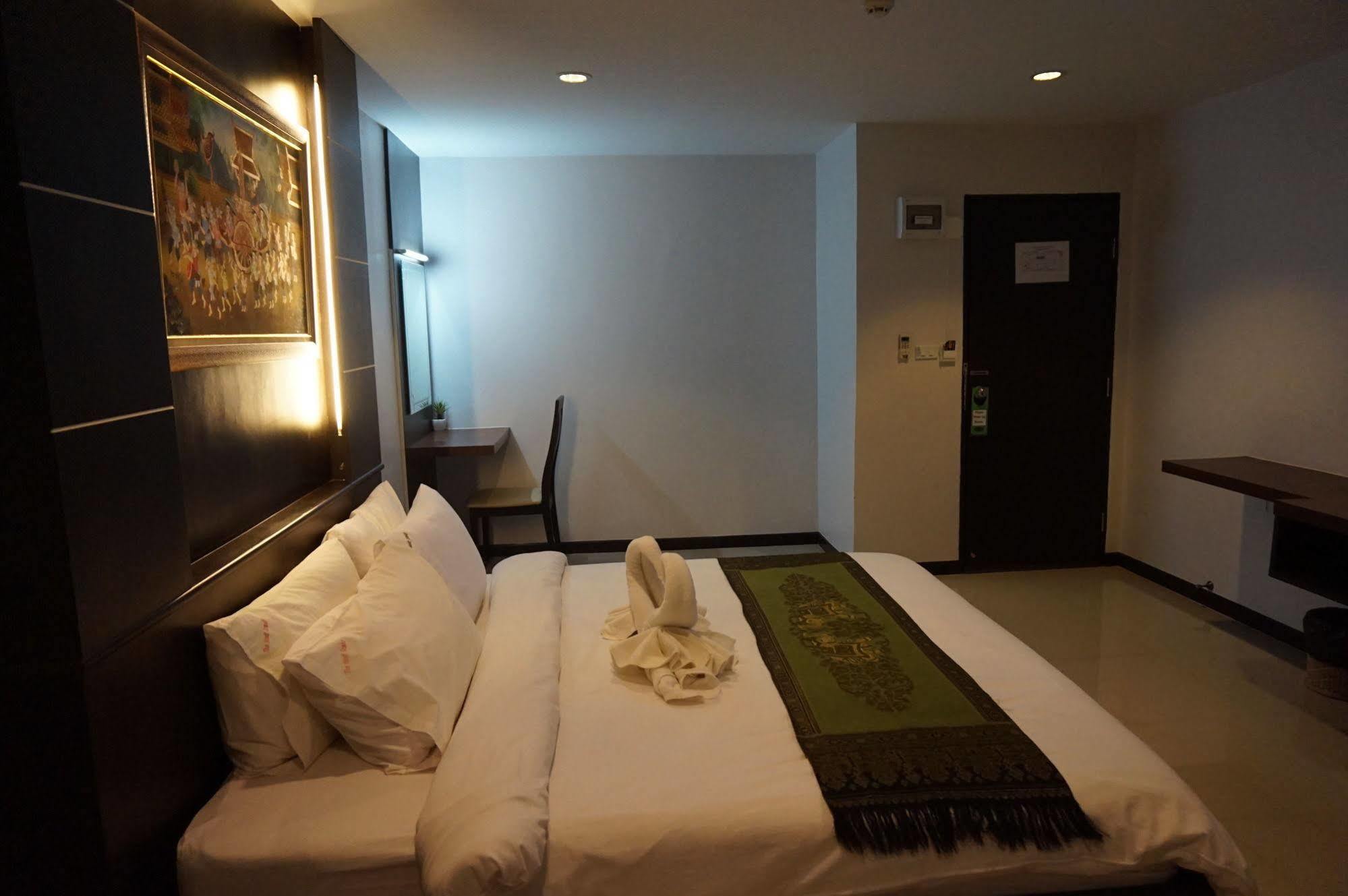 The Next Grand Hotel Khon Kaen Eksteriør billede